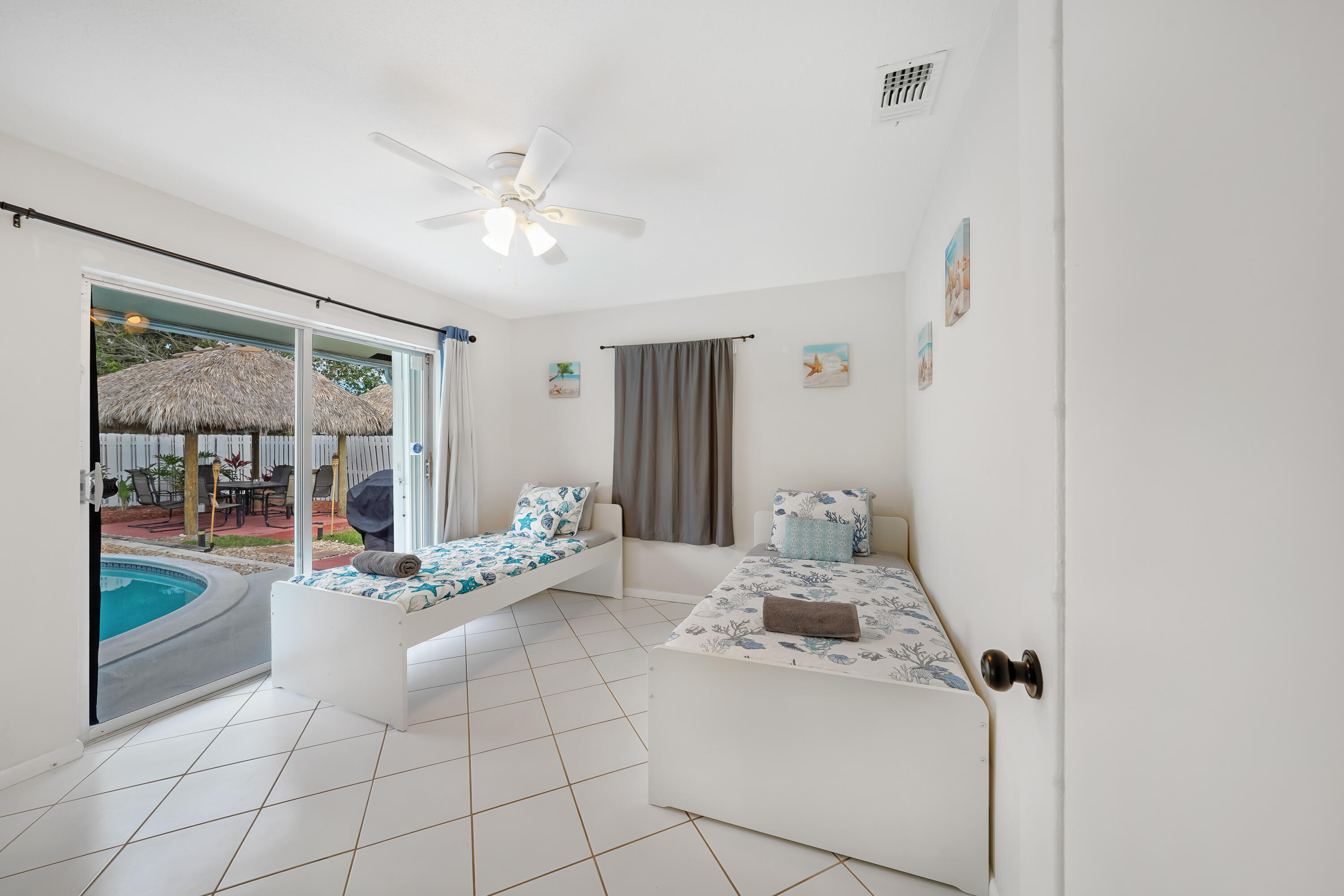 2102 Northeast 68th Street Fort Lauderdale, FL 33308 - Photo 13 of 18 _DSC8401