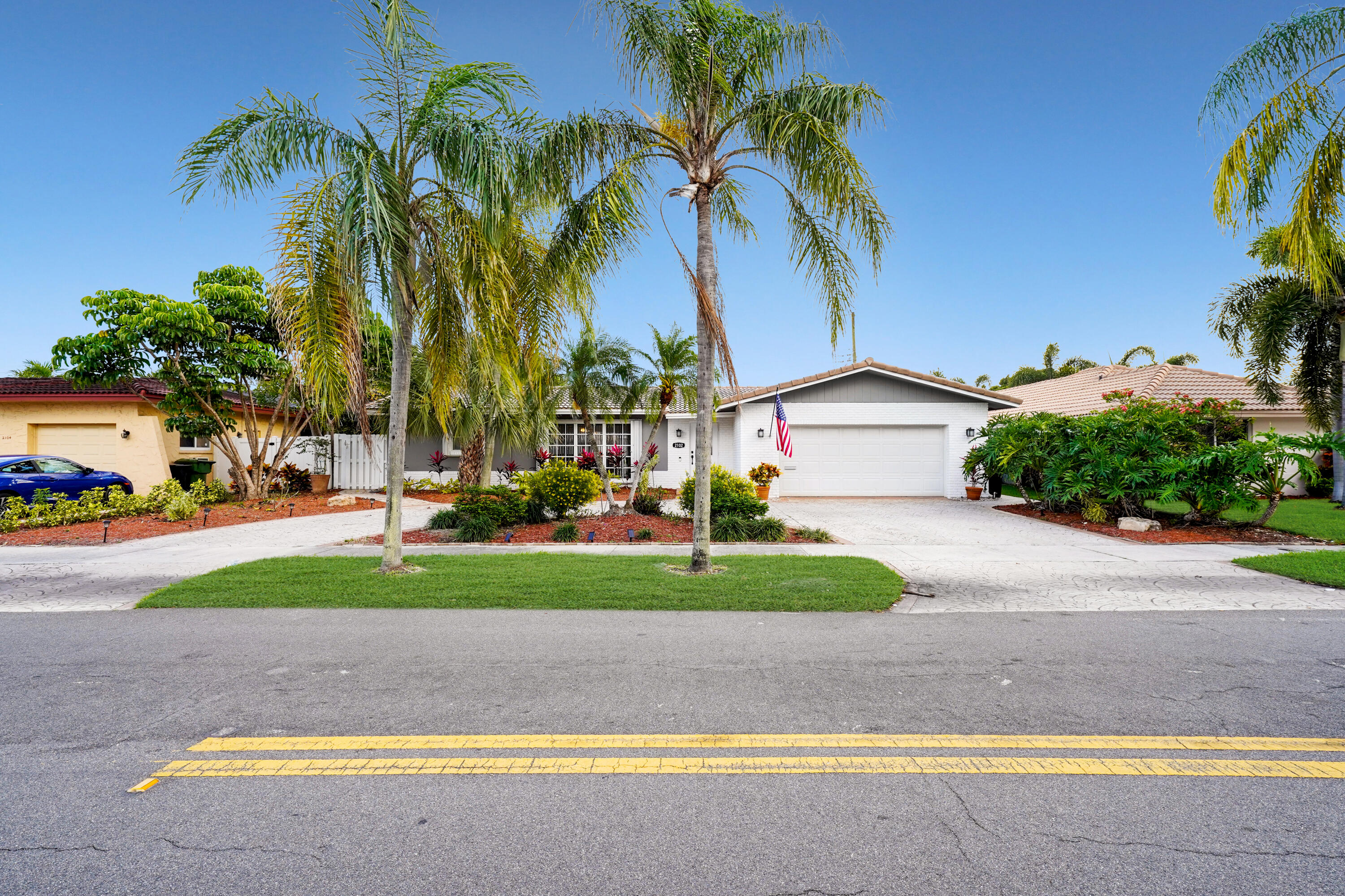 2102 Northeast 68th Street Fort Lauderdale, FL 33308 - Photo 5 of 18 1