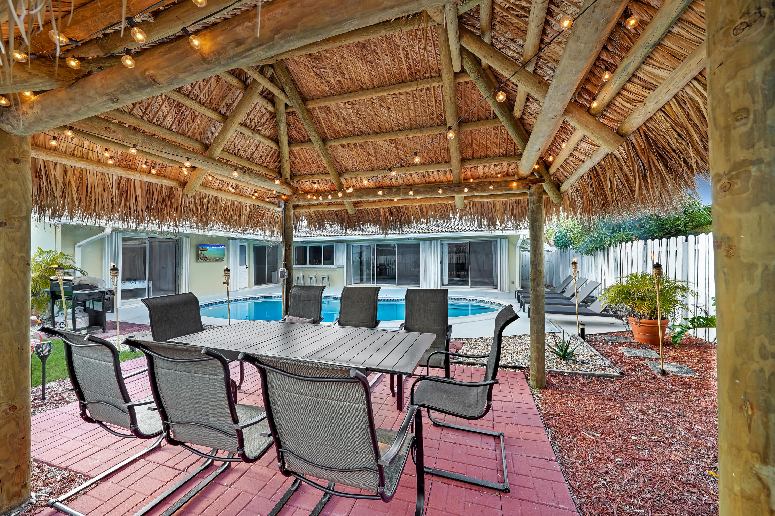 2102 Northeast 68th Street Fort Lauderdale, FL 33308 - Photo 6 of 18 _DSC8563