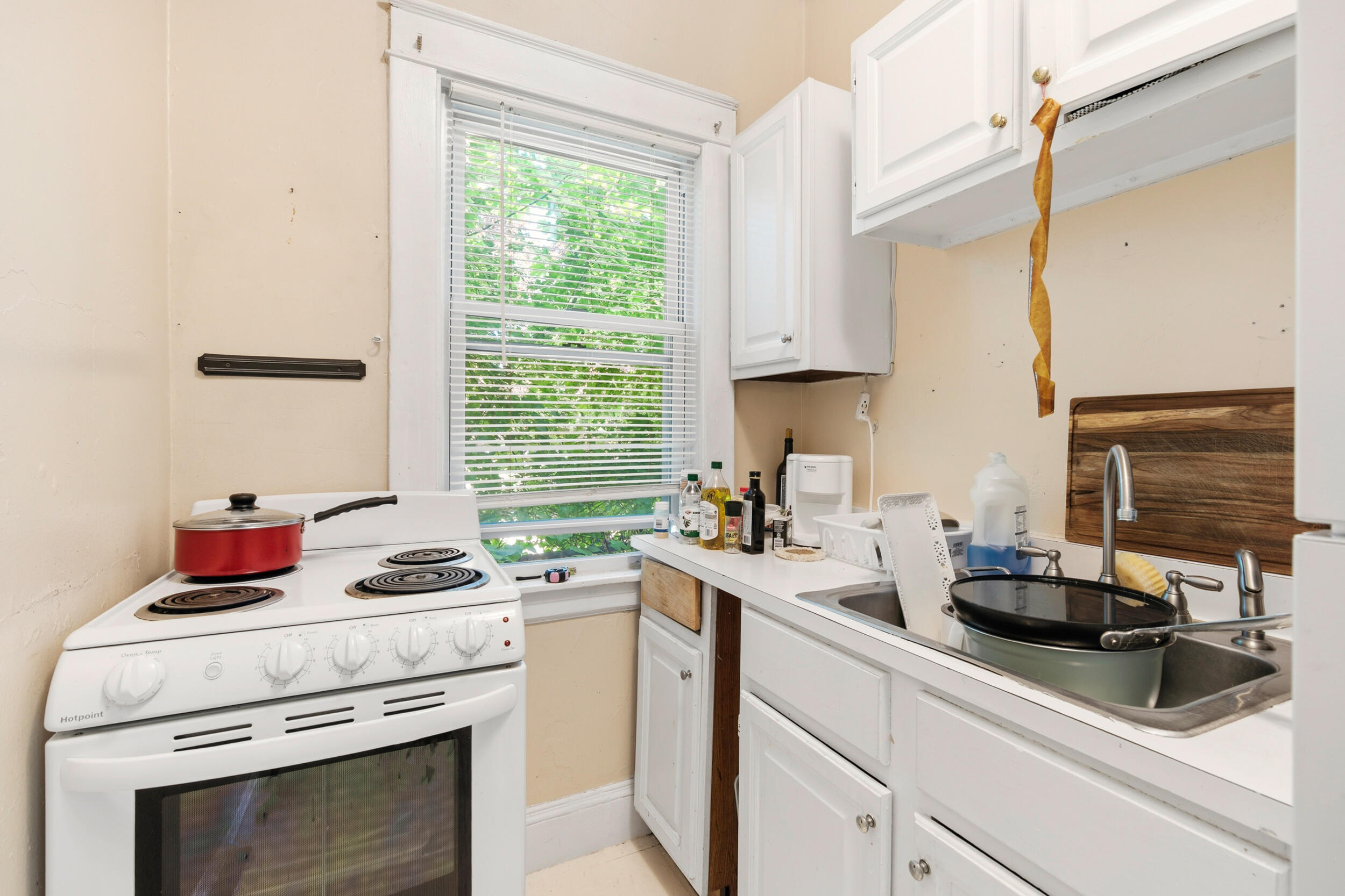 7 Huntress Street Portland, ME 04102 - Photo 19 of 57 7 huntress st, 2,3,4,6,8,10 portland, m
