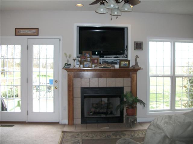 738 Old Seminary Road Manchester, TN 37355 - Photo 4 of 19 Gas Fireplace in Livingroom with builtin for flatscreen above mantel.