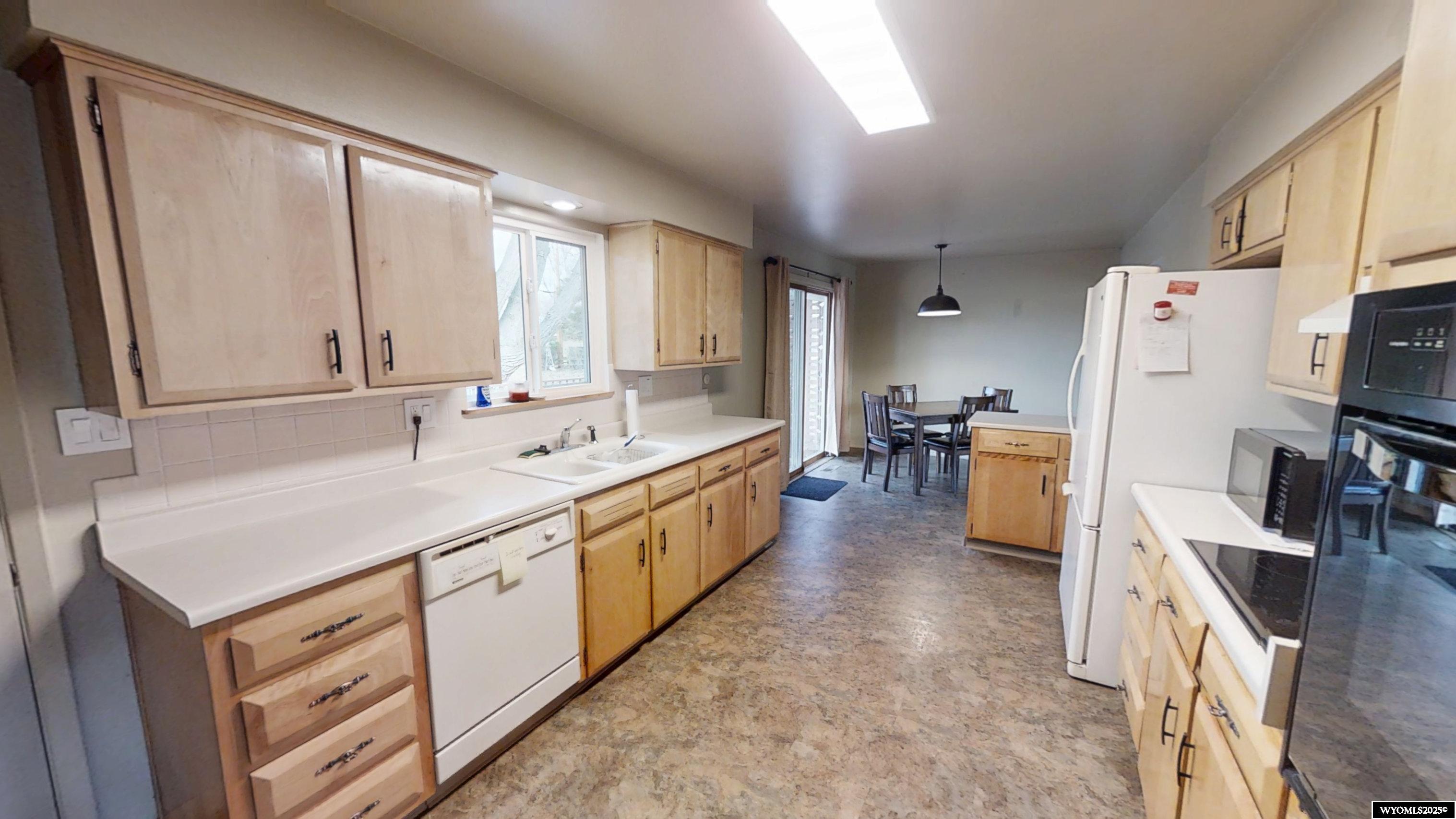 85 Valley Casper Wy Casper, WY 82604 - Photo 8 of 49