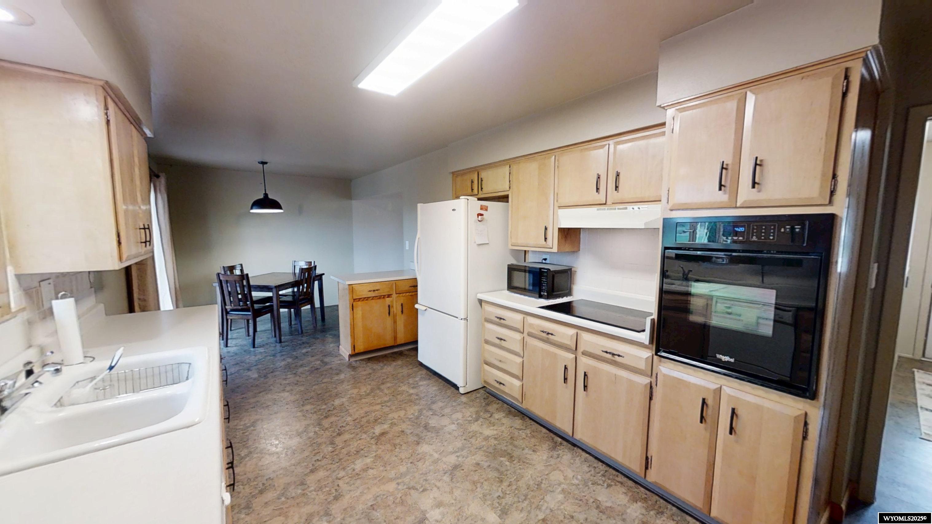 85 Valley Casper Wy Casper, WY 82604 - Photo 9 of 49