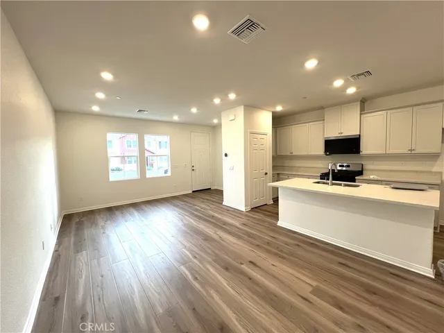 $3,200 | 4001 East Rincon Street, Ontario, CA 91761