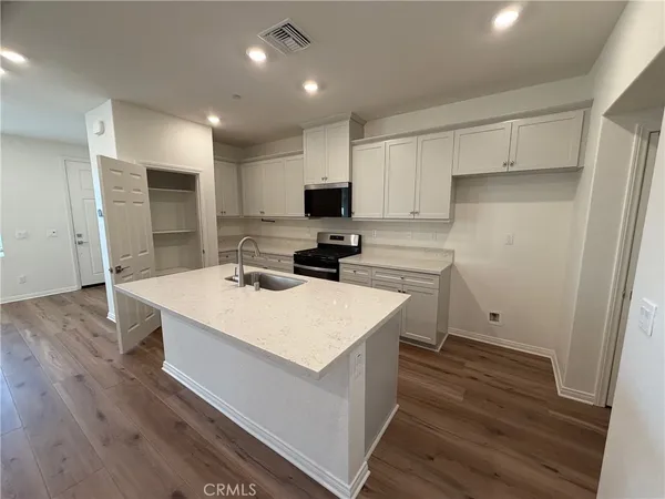 $3,200 | 4001 East Rincon Street, Ontario, CA 91761