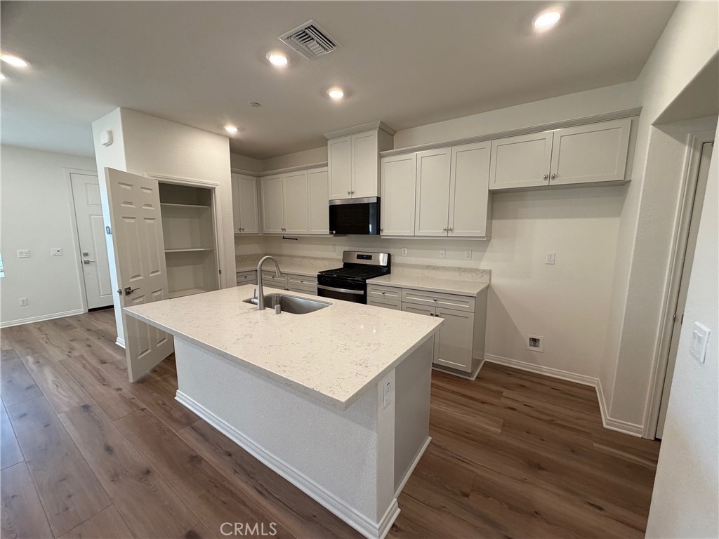 4001 East Rincon Street Ontario, CA 91761 - Photo 5 of 19