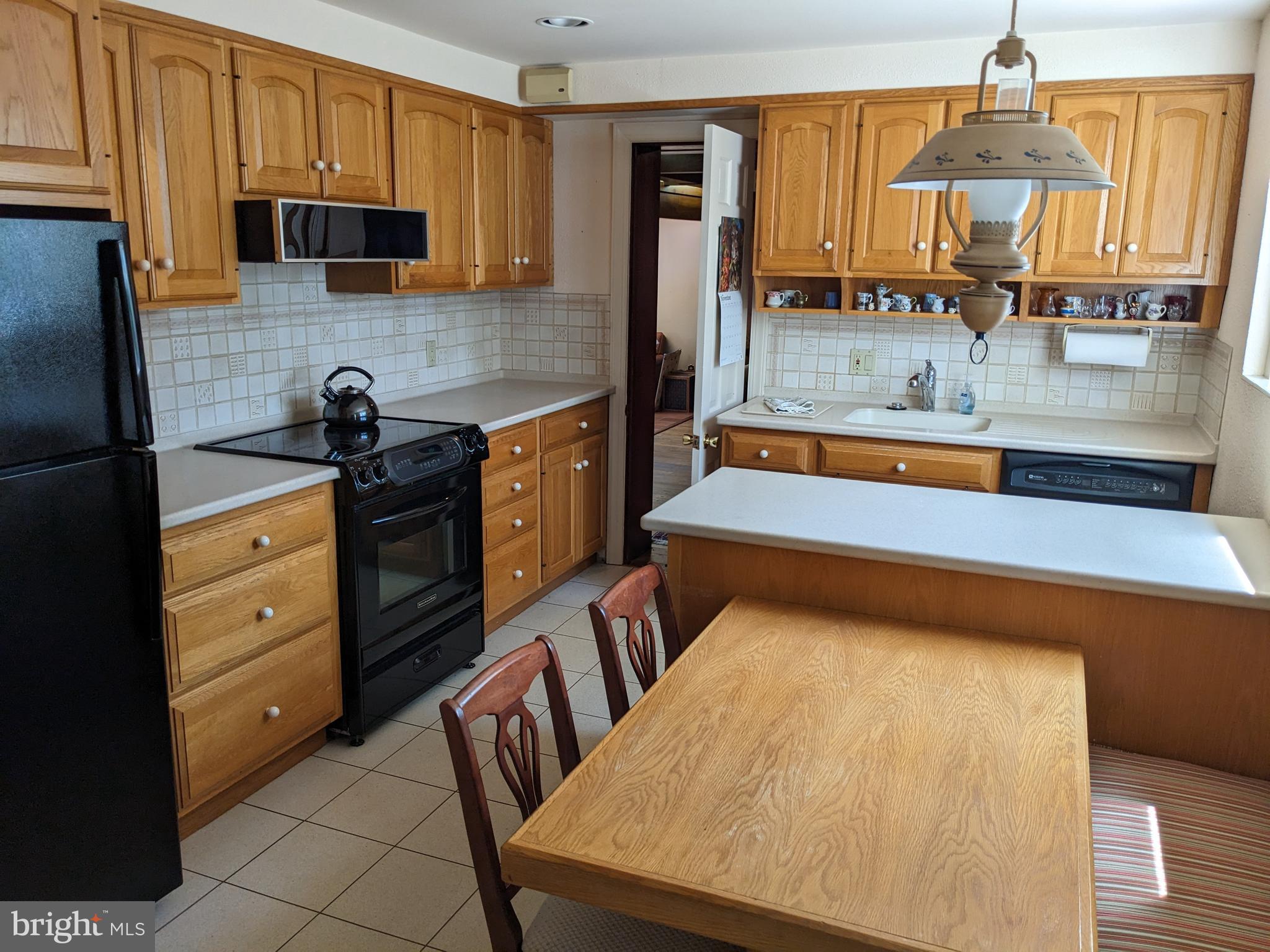 360 Dreshertown Road Fort Washington, PA 19034 - Photo 13 of 16 Kitchen