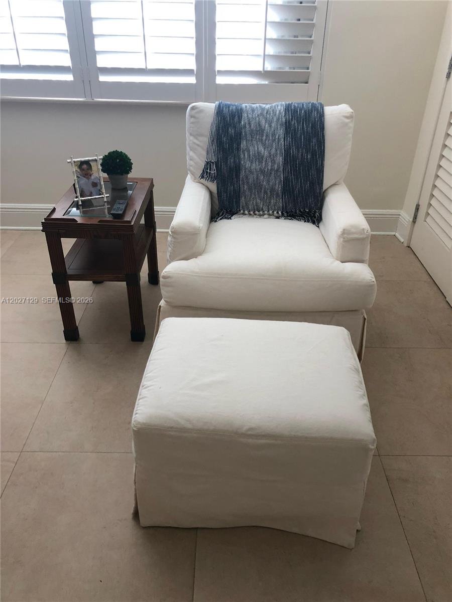 607 Ocean Drive, Unit 9K Key Biscayne, FL 33149 - Photo 16 of 25