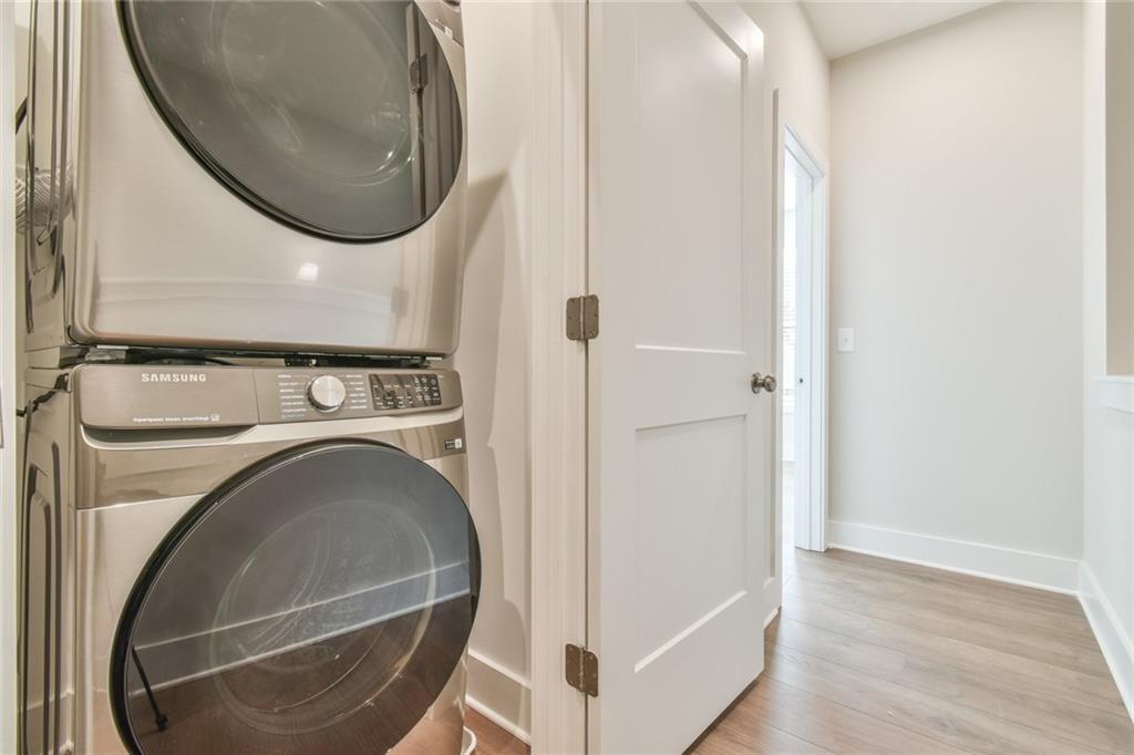235 Firefly Circle Alpharetta, GA 30009 - Photo 20 of 30 a utility room with dryer and washer