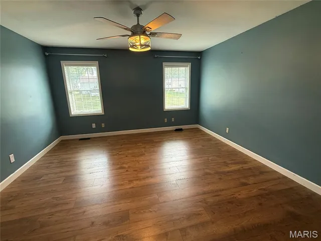 $294,900 | 113 East Wood Street, Shelbina, MO 63468