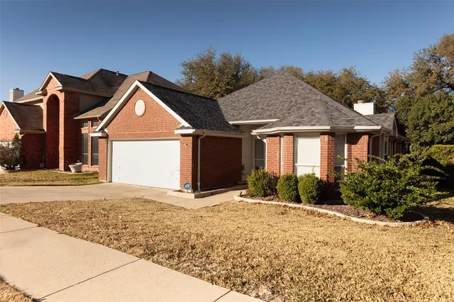 $2,450 | 2405 Sunflower Lane, Flower Mound, TX 75028