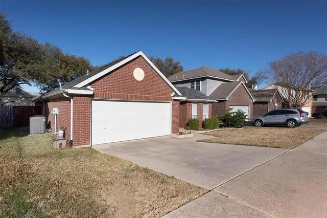 $2,450 | 2405 Sunflower Lane, Flower Mound, TX 75028