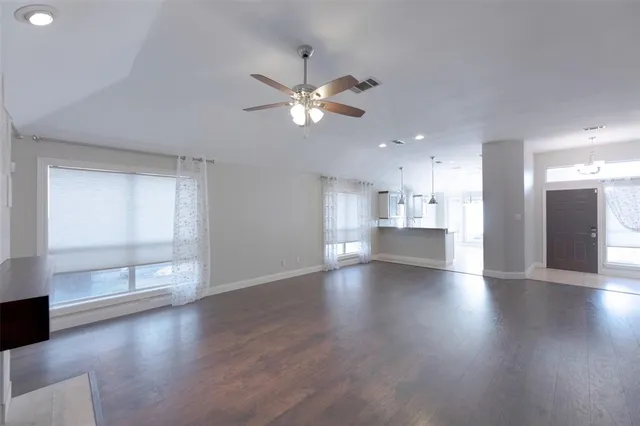 $2,450 | 2405 Sunflower Lane, Flower Mound, TX 75028