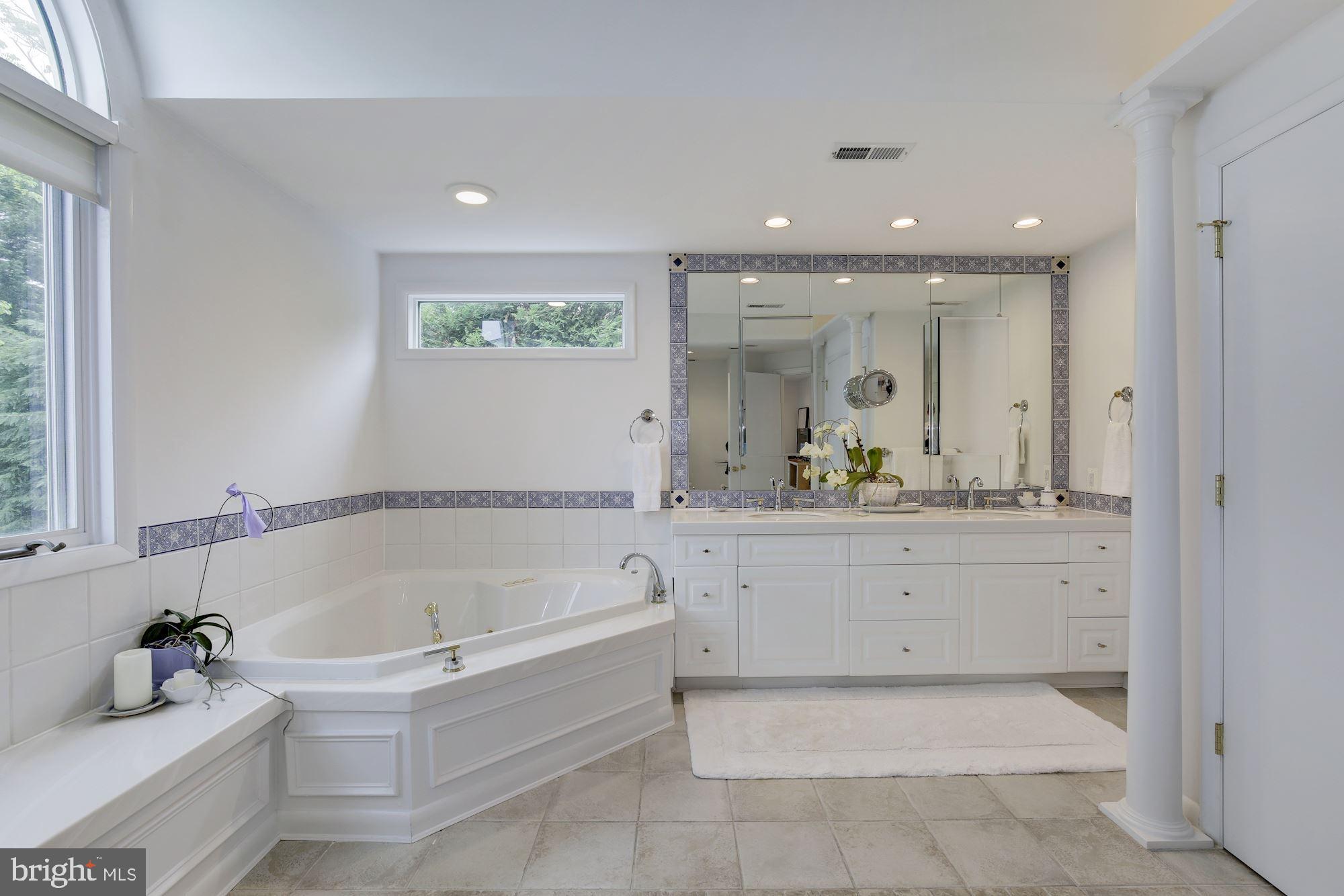 5508 Devon Road Bethesda, MD 20814 - Photo 13 of 41 Owners' suite spa-like bath with corner jetted tub