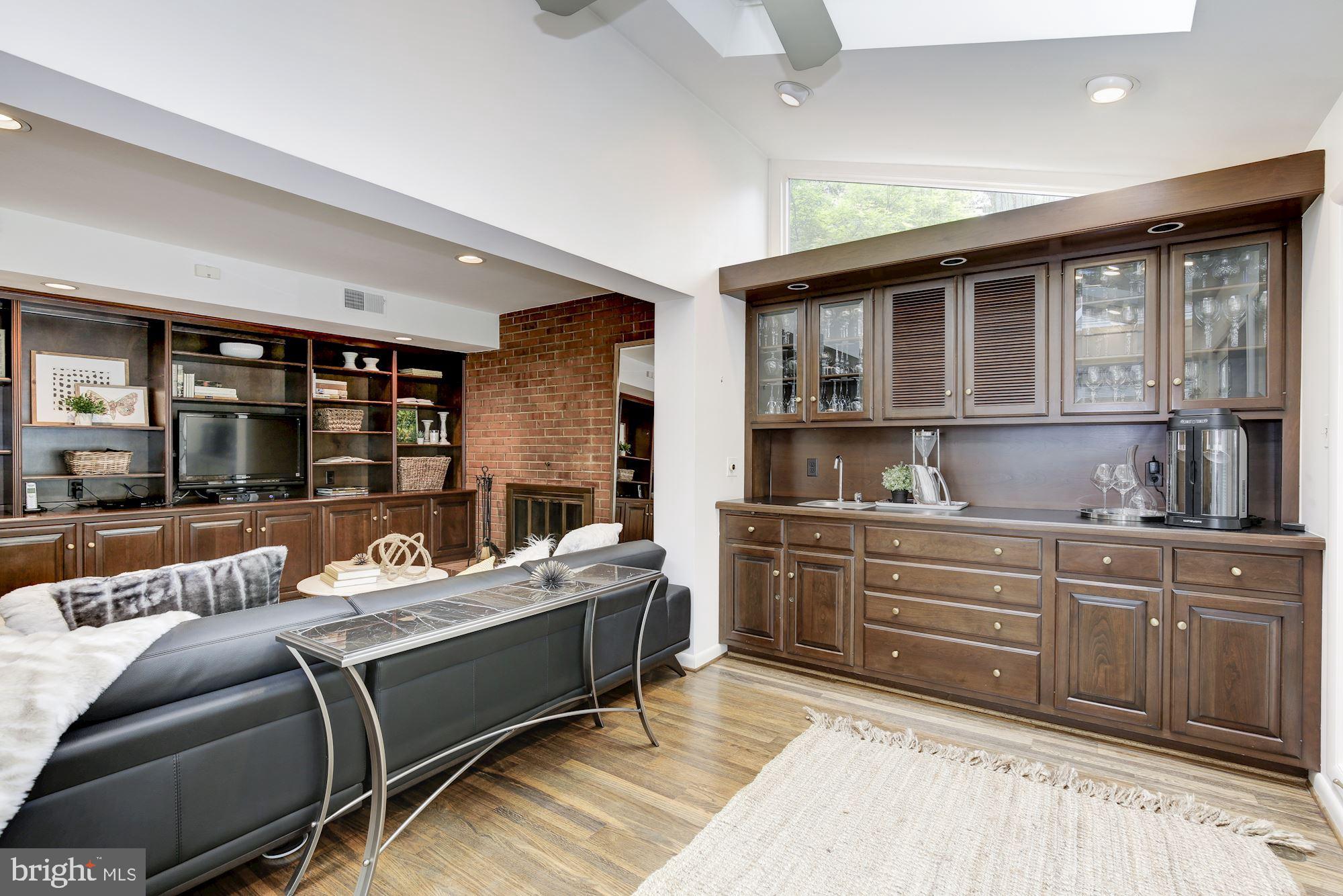 5508 Devon Road Bethesda, MD 20814 - Photo 23 of 41 Built in wet-bar opens to pool area
