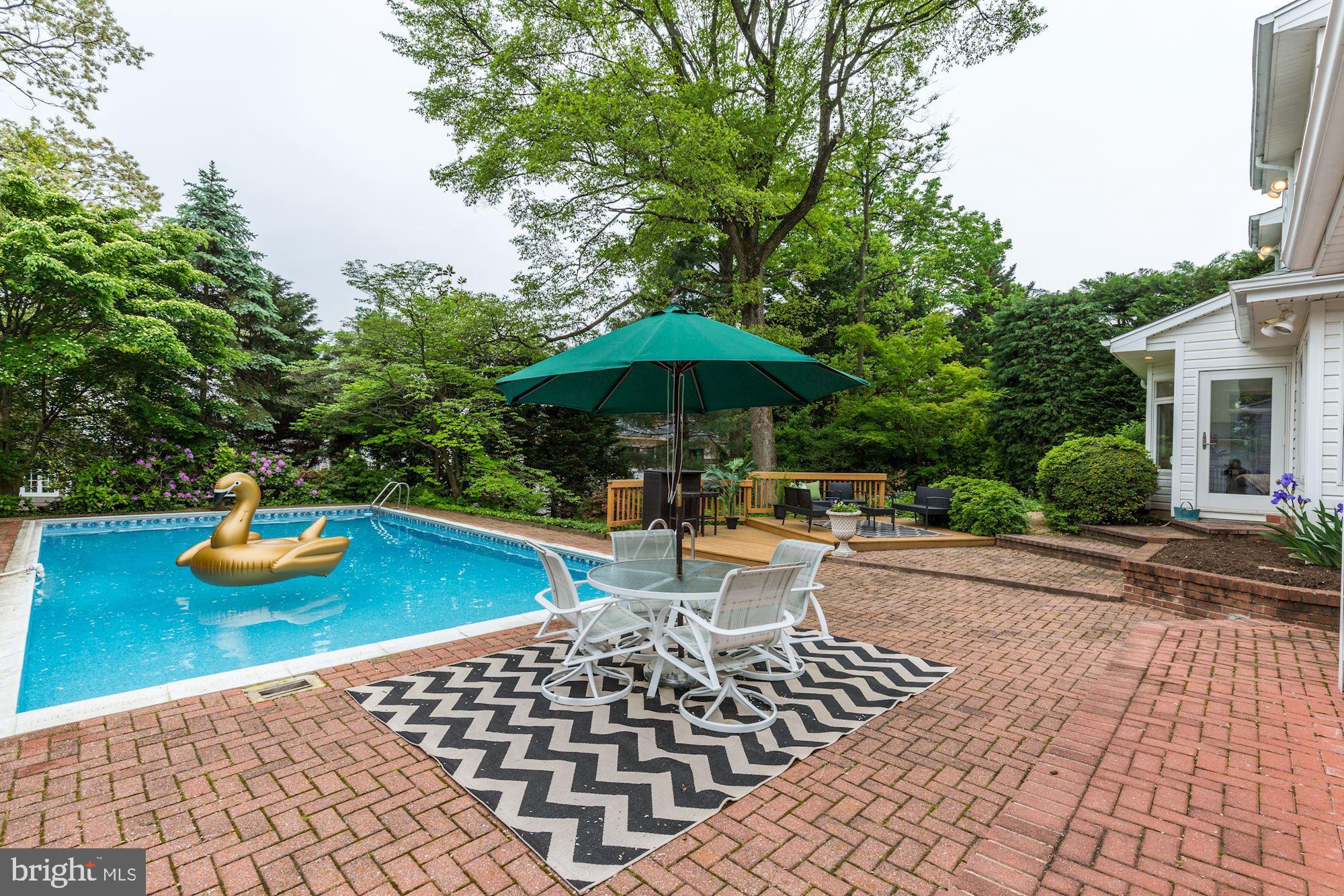 5508 Devon Road Bethesda, MD 20814 - Photo 29 of 41 Tree-lined yard for privacy