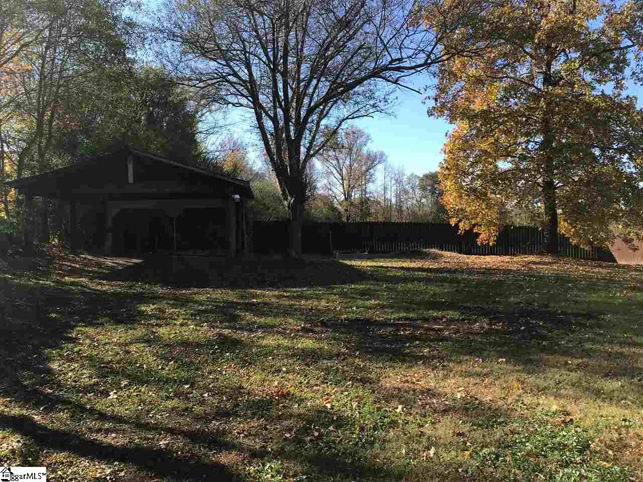 1031 North Fishtrap Road Easley, SC 29640 - Photo 7 of 36 Gallery Image 7