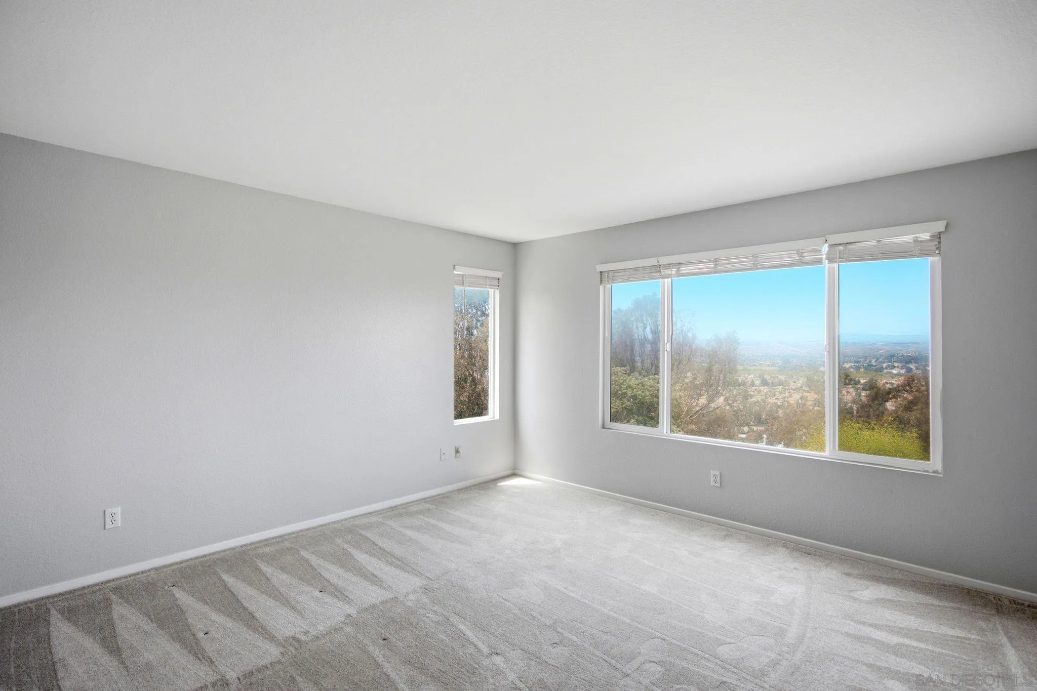 150 Ridge View Way Oceanside, CA 92057 - Photo 27 of 40 Gallery Image 27