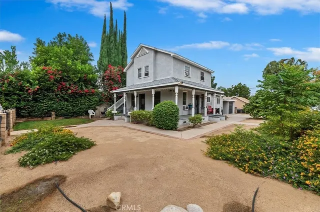 $650,000 | 323 East Colton Avenue, Redlands, CA 92374