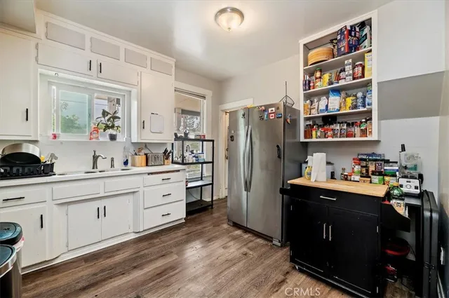 $650,000 | 323 East Colton Avenue, Redlands, CA 92374