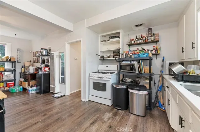 $650,000 | 323 East Colton Avenue, Redlands, CA 92374