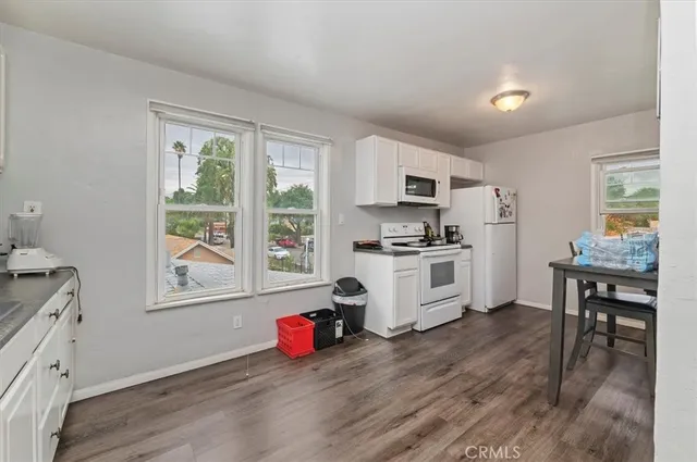 $650,000 | 323 East Colton Avenue, Redlands, CA 92374