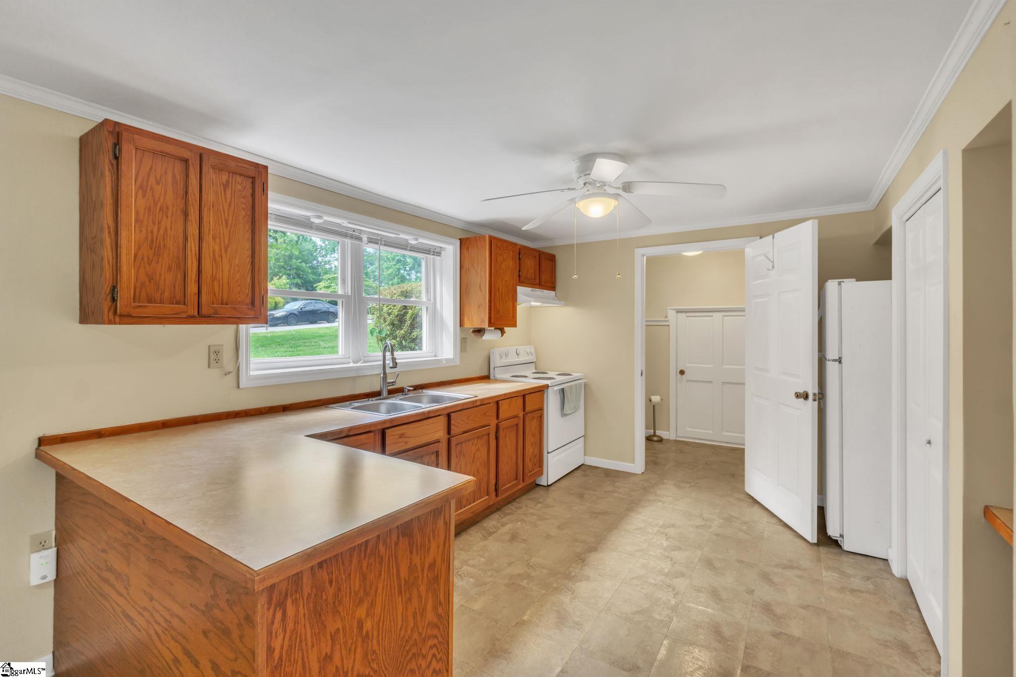 204 Del Norte Road Greenville, SC 29615 - Photo 27 of 35 Gallery Image 27