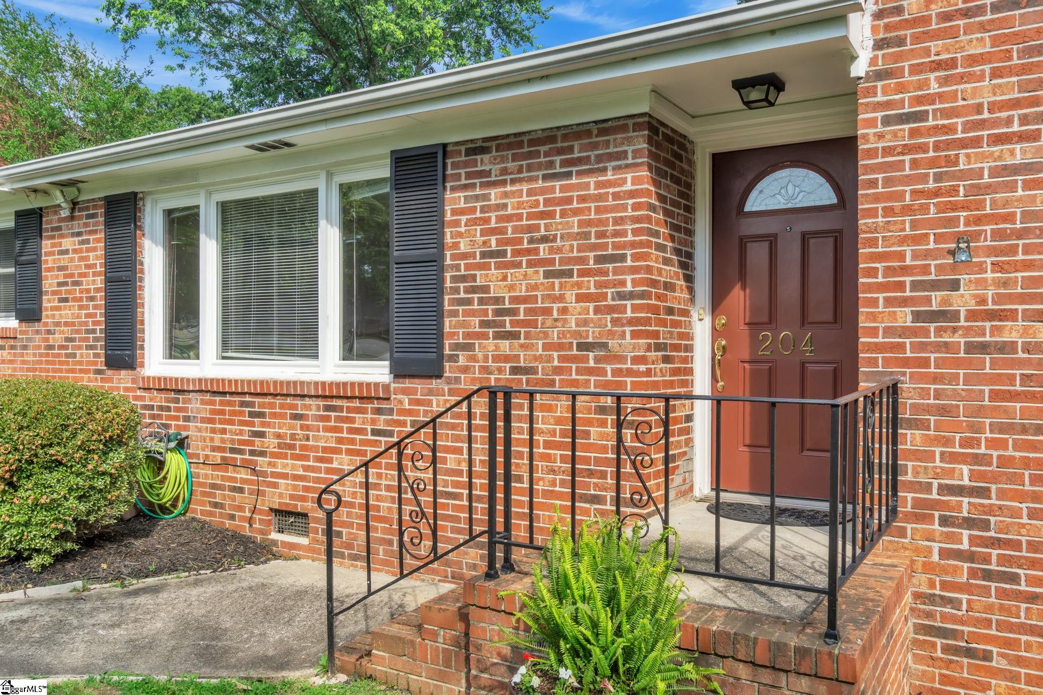 204 Del Norte Road Greenville, SC 29615 - Photo 3 of 35 Gallery Image 3