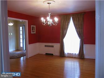 467 Derwyn Road Drexel Hill, PA 19026 - Photo 5 of 12 Dining Room