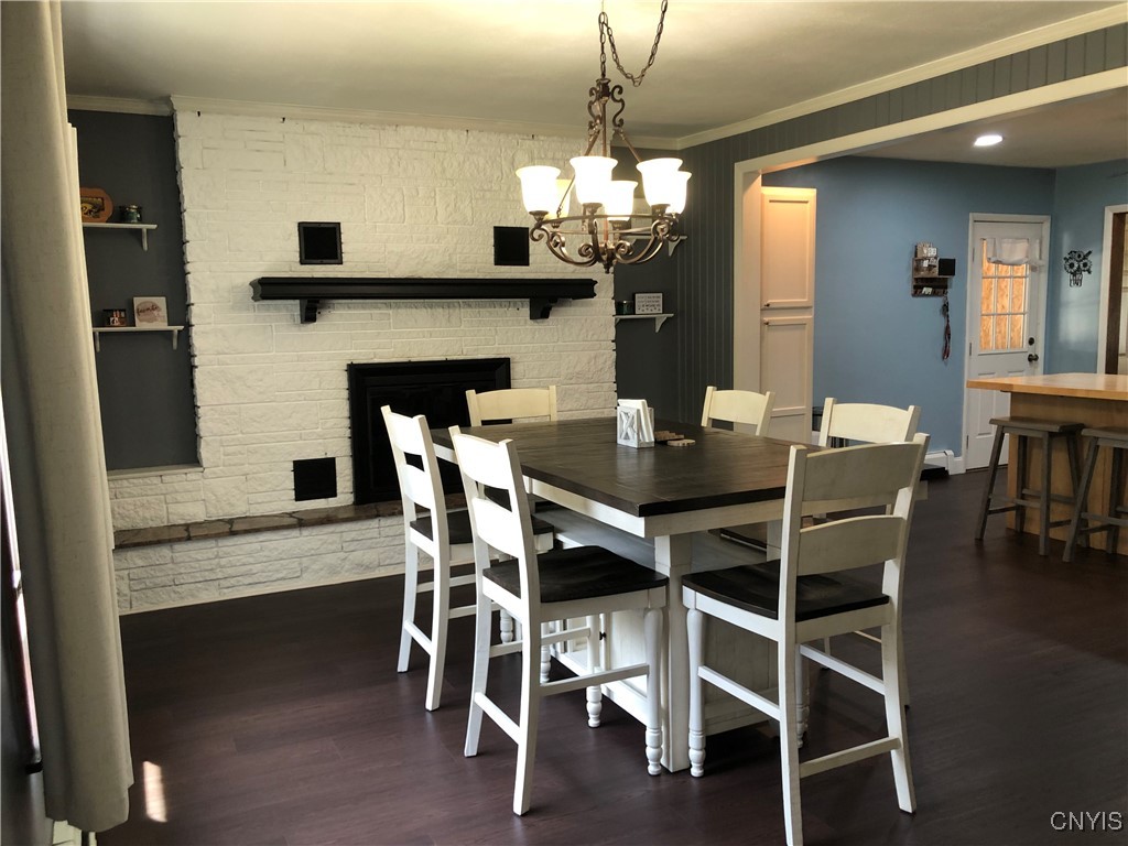 7107 Taft Avenue Rome, NY 13440 - Photo 13 of 37 DINING VIEW INTO KITCHEN