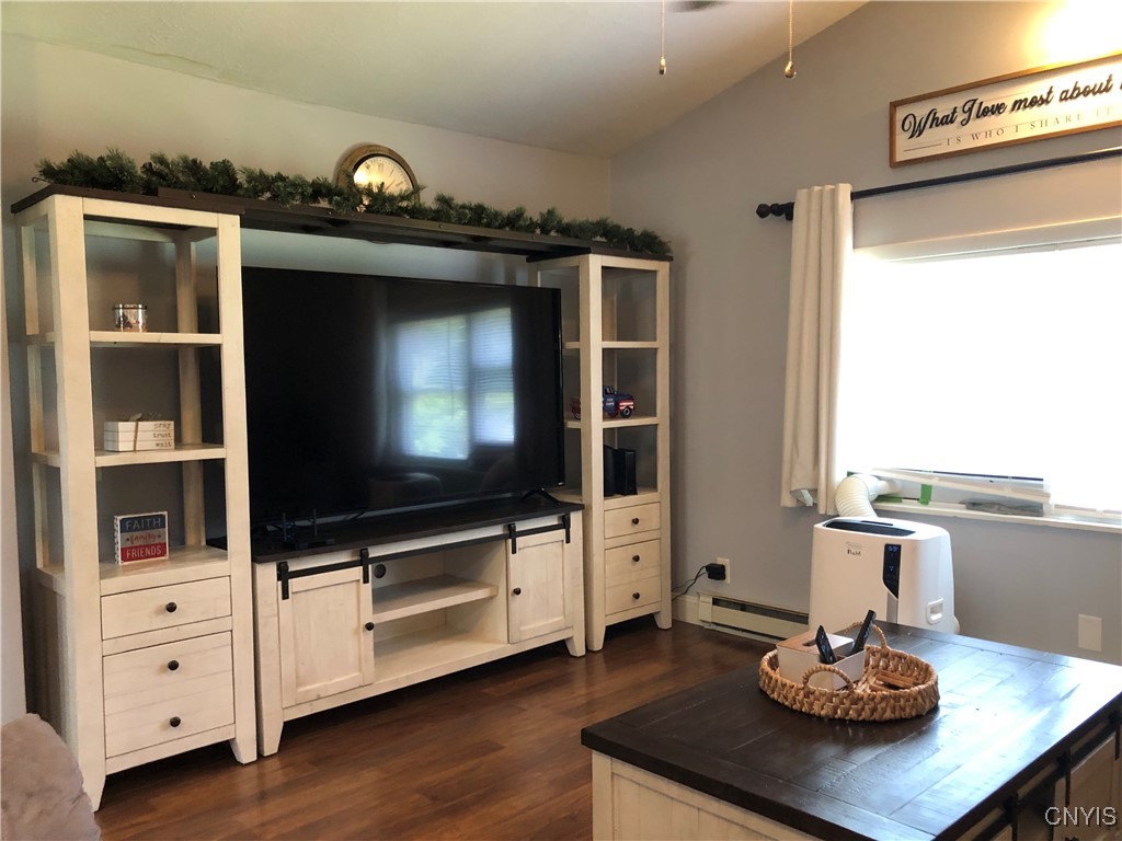 7107 Taft Avenue Rome, NY 13440 - Photo 15 of 37 LIVING ROOM