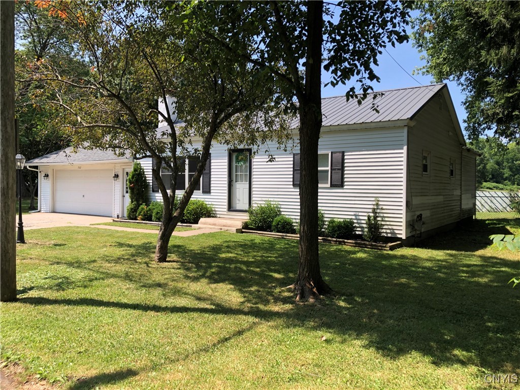 7107 Taft Avenue Rome, NY 13440 - Photo 3 of 37