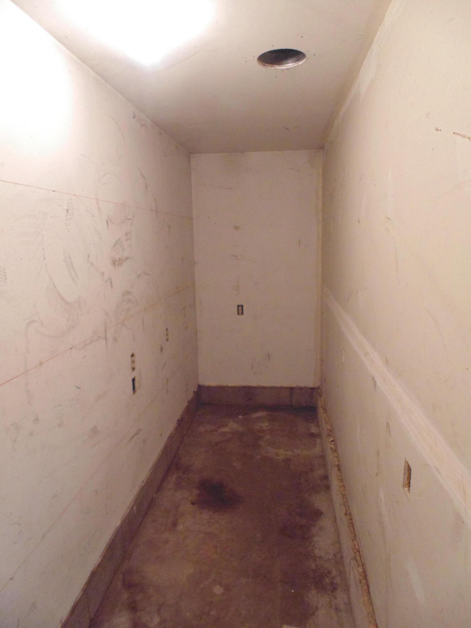 2919 State Street Lake Station, IN 46405 - Photo 27 of 28 a view of a small space