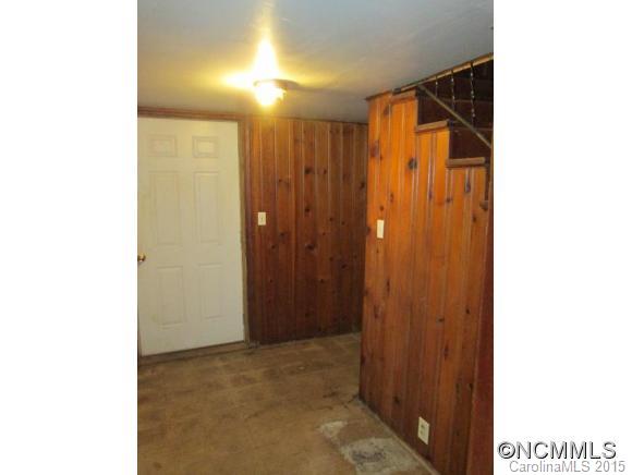 52 Star Ridge Road Canton, NC 28716 - Photo 12 of 18