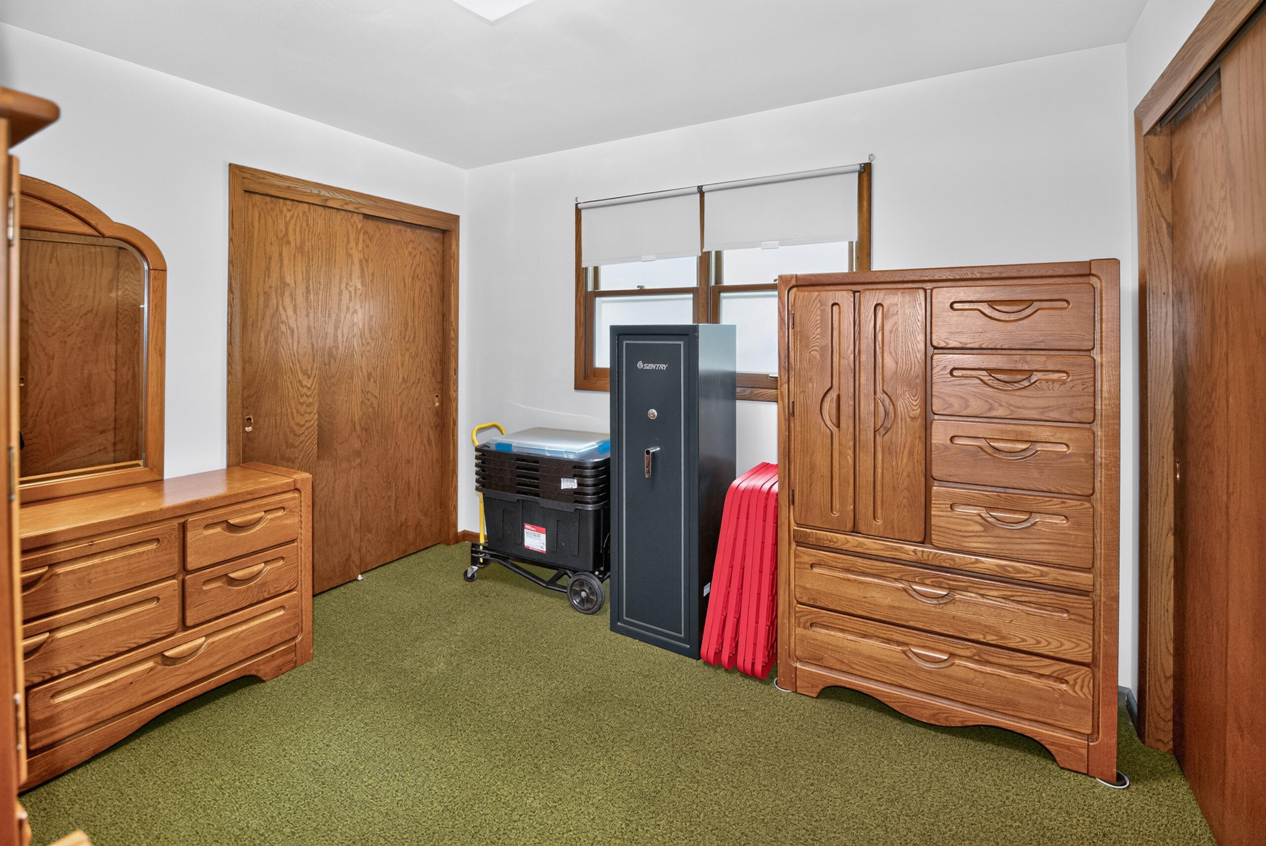 3174 Division Road Jackson, WI 53037 - Photo 25 of 47 3rd Bedroom