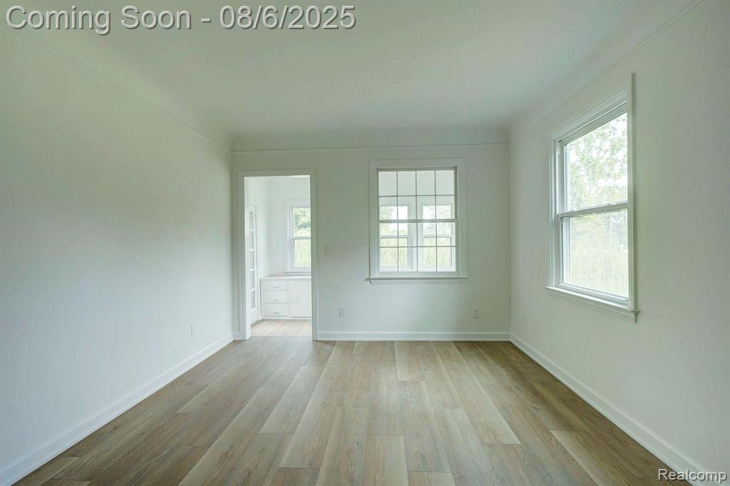 24898 Farmbrook Road Southfield, MI 48034 - Photo 5 of 24