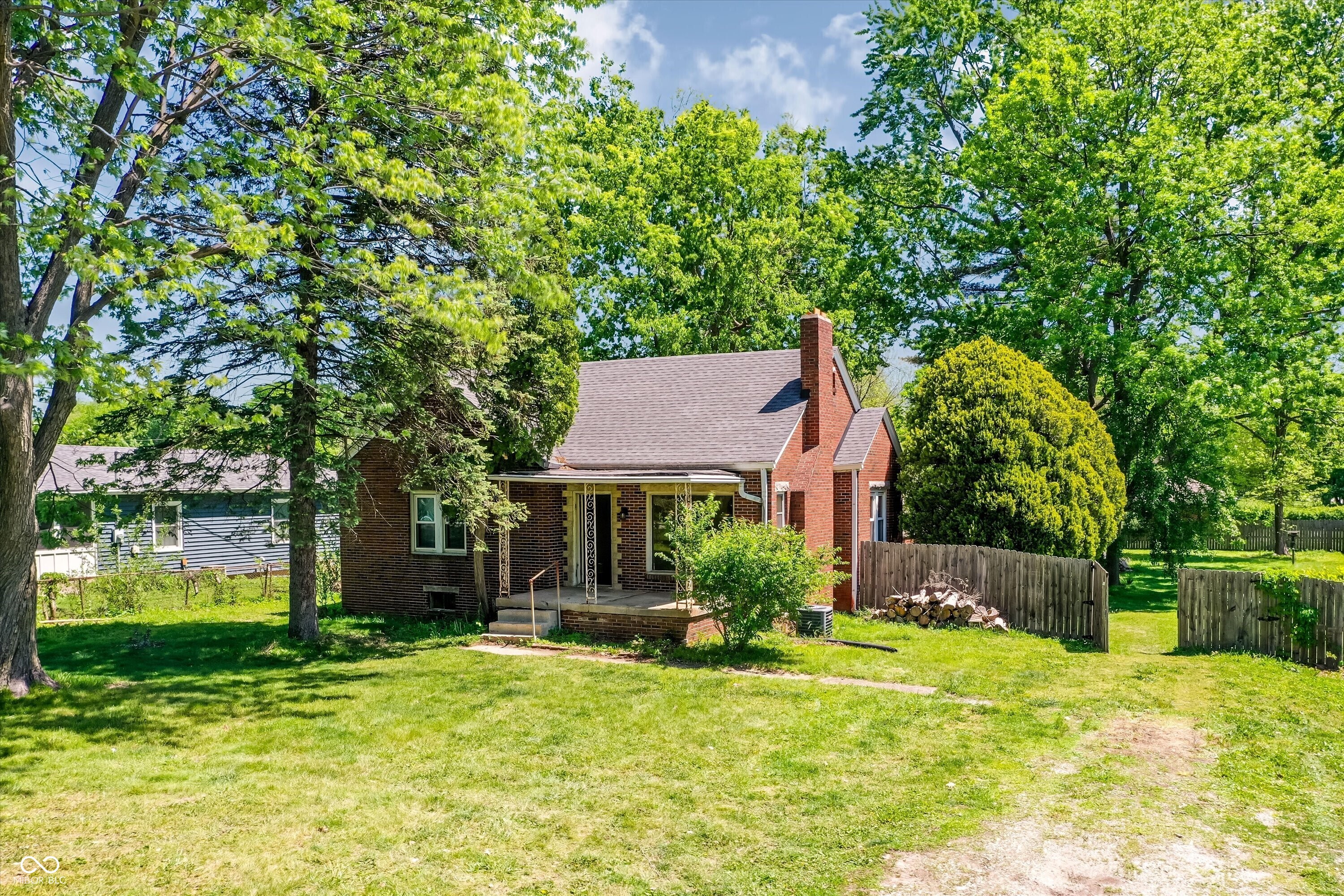 6429 Shanghai Road Indianapolis, IN 46278 - Photo 2 of 45 Gallery Image 2