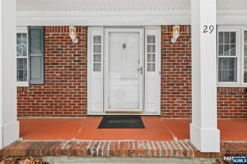 29 Joyce Drive Roxbury Township, NJ 07876 - Photo 3 of 31