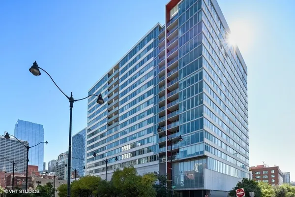 $3,800 | 659 West Randolph Street, Unit 709, Chicago, IL 60661