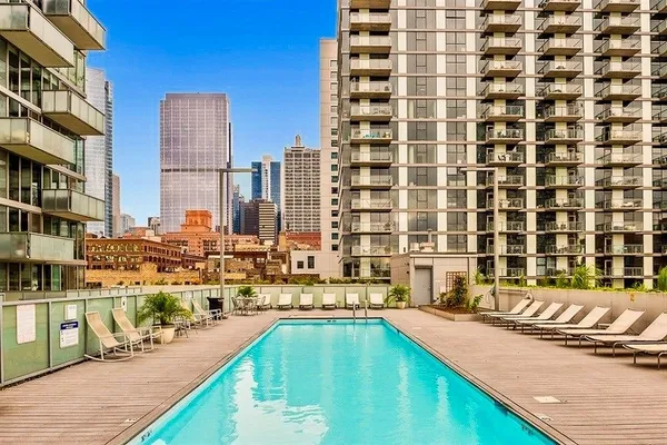 $3,800 | 659 West Randolph Street, Unit 709, Chicago, IL 60661