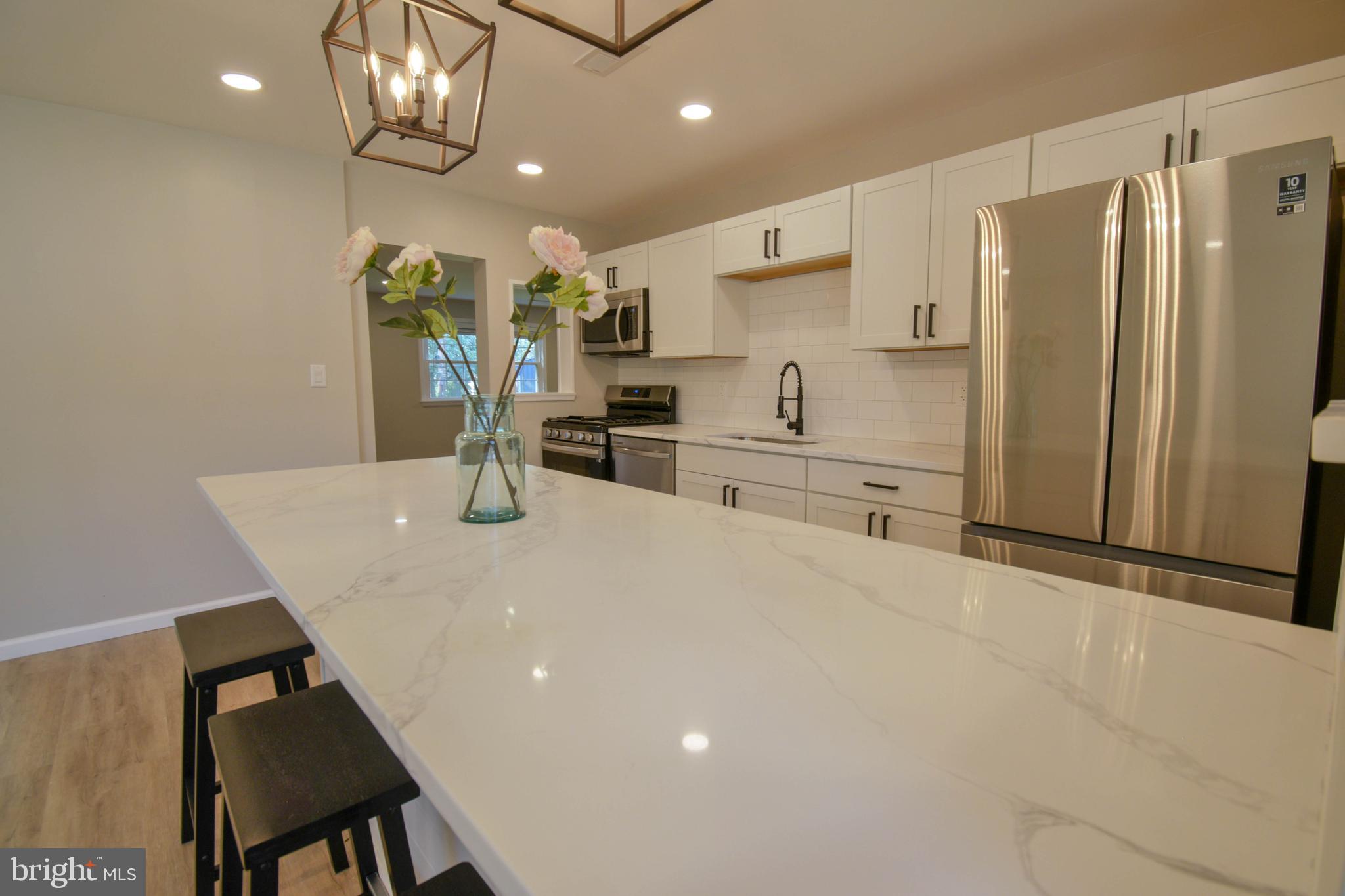 103 Louise Road New Castle, DE 19720 - Photo 6 of 19 Kitchen Island