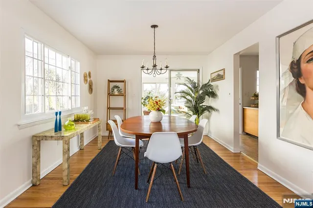 $899,000 | 9 Glenfield Road, Glen Ridge, NJ 07028