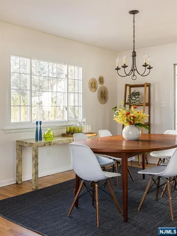 $899,000 | 9 Glenfield Road, Glen Ridge, NJ 07028