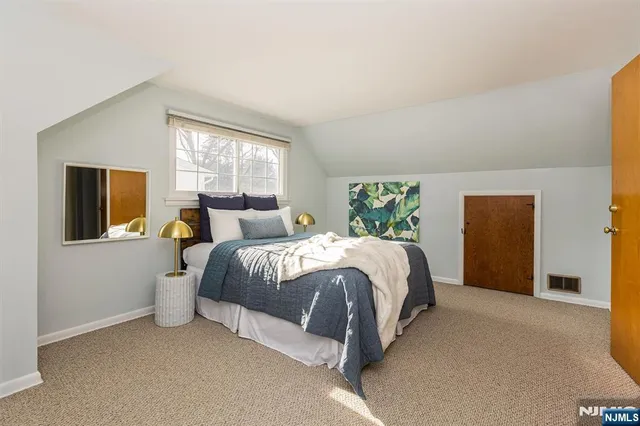 $899,000 | 9 Glenfield Road, Glen Ridge, NJ 07028