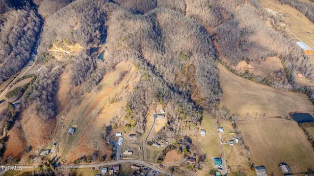 $350,000 | 186 Ridgewood Drive, Fort Blackmore, VA 24250