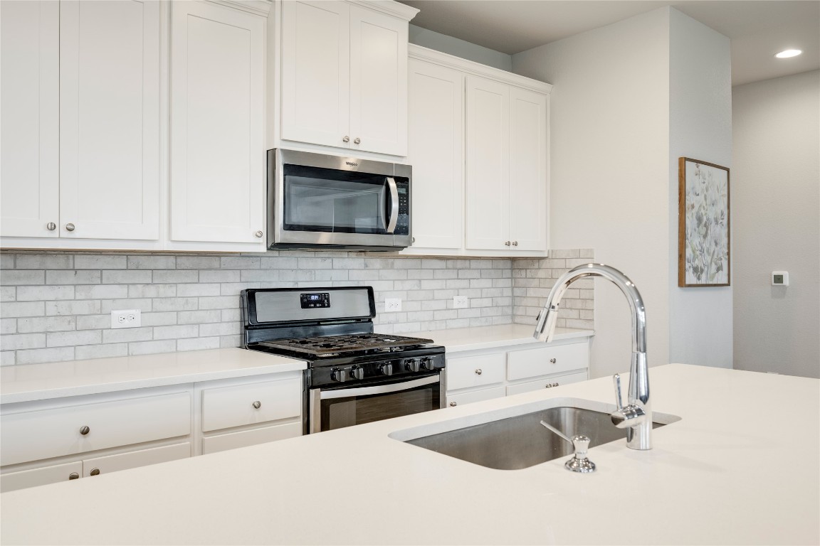 11813 Caithness Way Austin, TX 78653 - Photo 12 of 40