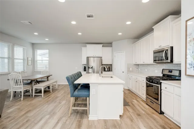 $2,300 | 11813 Caithness Way, Austin, TX 78653