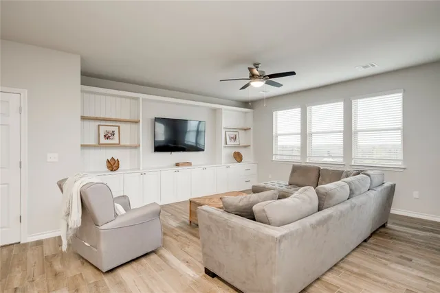 $2,300 | 11813 Caithness Way, Austin, TX 78653