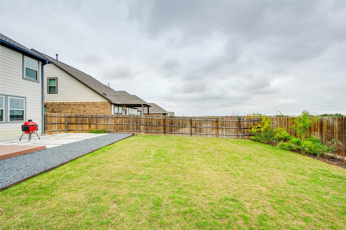 11813 Caithness Way Austin, TX 78653 - Photo 38 of 40