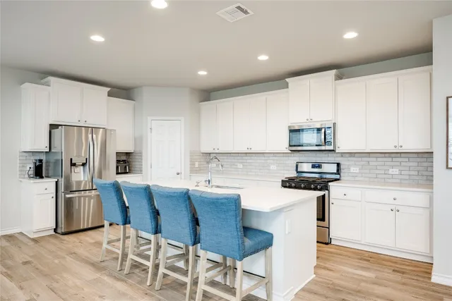 $2,300 | 11813 Caithness Way, Austin, TX 78653